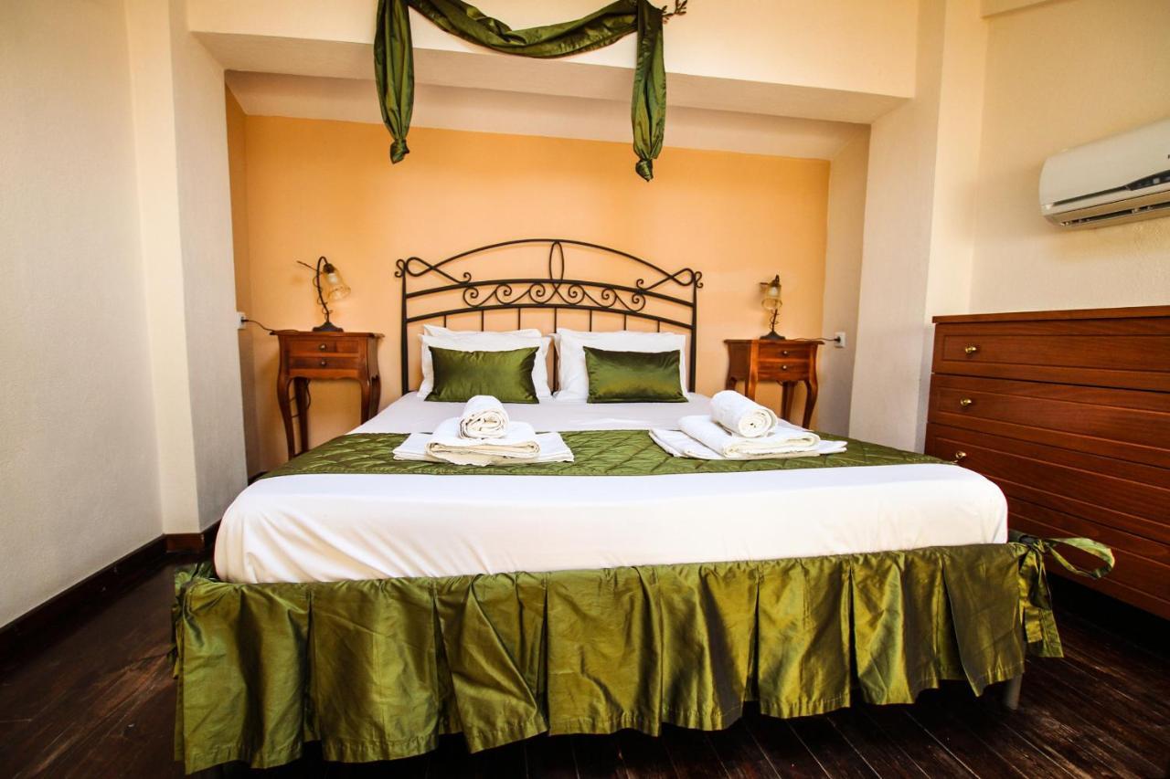 Aparthotel Xenonas Apollon Sarti Esterno foto